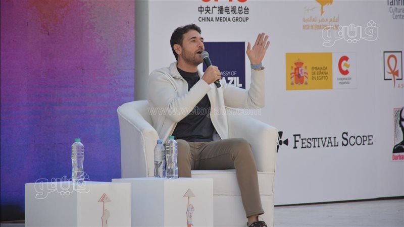 أحمد عز، فيتو