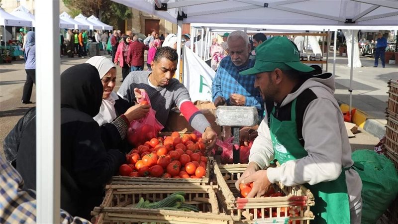 سوق المزارعين لليوم