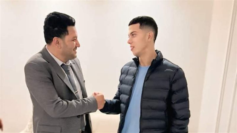 إمام عاشور وفرد الأمن