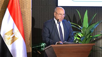 خلال المؤتمر الصحفي الأسبوعي لرئيس الوزراء.. كامل الوزير يستعرض خطة التنمية الصناعية.. 7 محاور لتحويل مصر إلى مركز صناعي إقليمي.. وإقرار تيسيرات وحوافز للنهوض بالقطاع