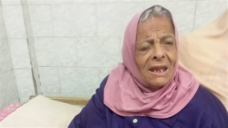 ماما دنيا، فيتو 