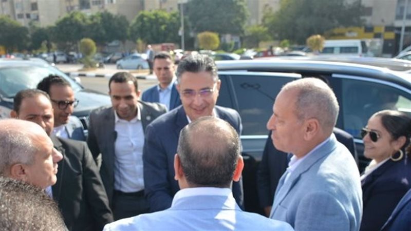 وزير التموين في افتتاح