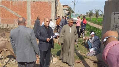 رئيس مدينة الزقازيق بالشرقية يتابع جهود الوحدات المحلية في الجمع والعطلات