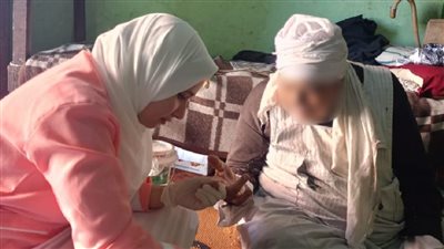 الكشف على 9 آلاف مسن ومن ذوي الهمم بالشرقية
