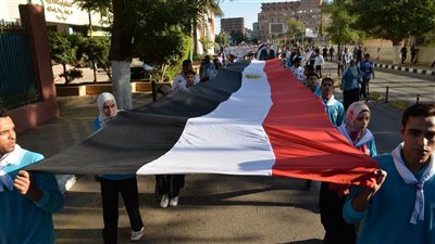 انطلاق ماراثون للمشي سيرا على الأقدام بمشاركة 500 شاب وفتاة بأسيوط (فيديو) 