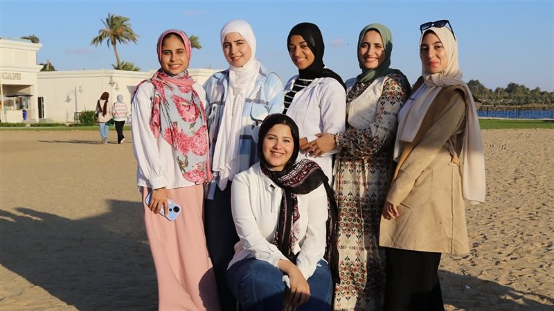 طلاب جامعة عين شمس،