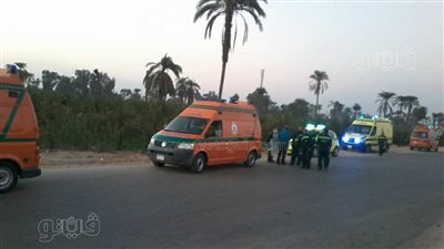 إصابة 10 أشخاص في حادث تصادم ميكروباص بالطريق الزراعي ببني سويف