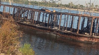 ماس كهربائي السبب، الحماية المدنية تسيطر على حريق مركب في الأقصر