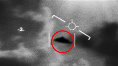 صحون طائرة قبالة الكويت تثير الجدل على مواقع التواصل، اعرف الحكاية 