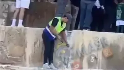  تكسير أحجار الهرم يثير غضب النشطاء، و