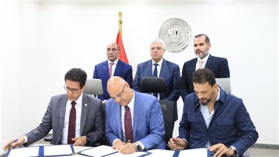 توقيع بروتوكول تعاون بين جامعة بنها ومحافظة القليوبية ومستشفى الناس