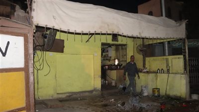 محافظ القليوبية يضبط كافتيريا مقامة على قضبان السكة الحديد بالقرب من مجلس المدينة 