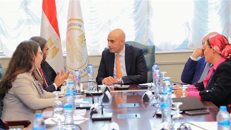 محمد عبد اللطيف وزير