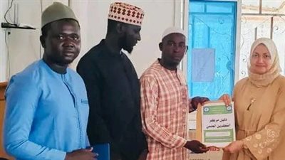 مستشارة شيخ الأزهر تلتقي قيادات 