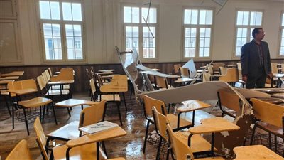  إصابة طالبة في انهيار سقف قاعة بجامعة الإسكندرية الأهلية