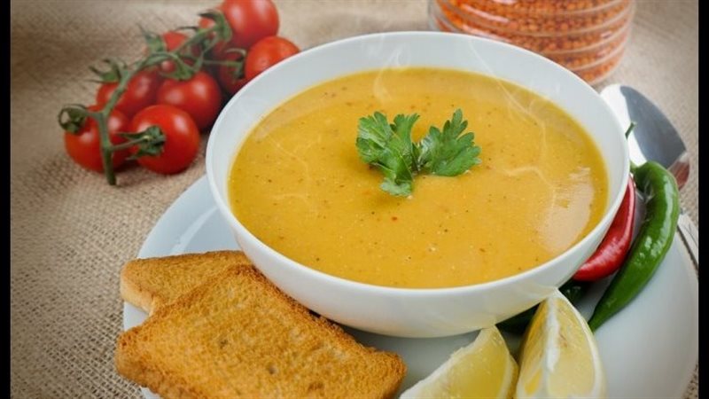 شوربة العدس 