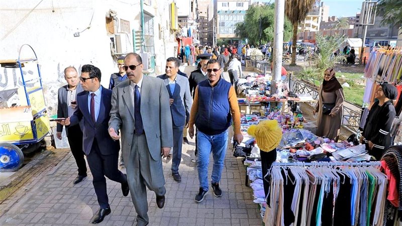 محافظ سوهاج يتفقد