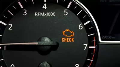  صيانة السيارات، 6 أسباب وراء ظهور ضوء المحرك 