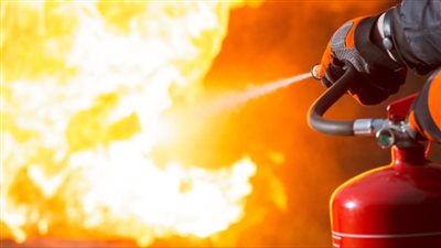 التحقيقات: ماس كهربائي وراء حريق محل في مدينة نصر