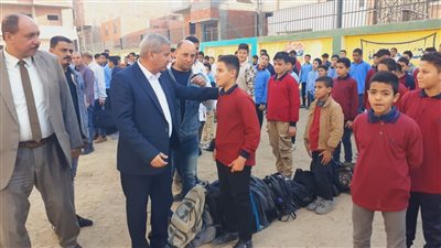 وكيل تعليم الشرقية يتفقد مدرسة صفط الحنة بأبوحماد 