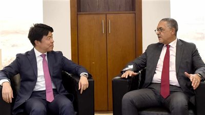 الهيئة العامة للاستثمار وبنك اليابان يبحثان آليات التمويل في قطاع الهيدروجين الأخضر