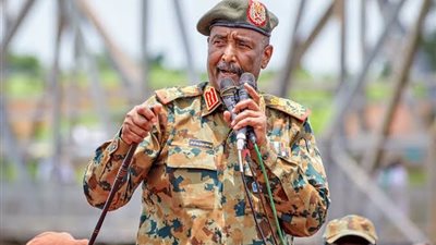 البرهان يضع شرطا لوقف إطلاق النار في السودان