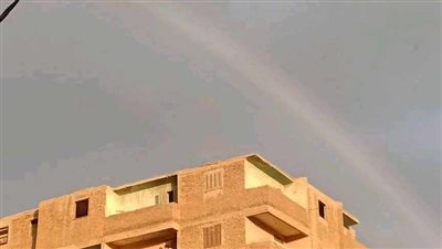 قوس قزح يزين السماء، سقوط أمطار خفيفة على محافظة الشرقية (صور)