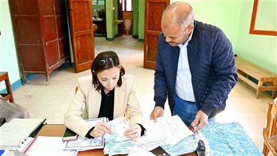 محافظ البحيرة تتفقد سير العمل بجمعية صلاح الدين التعاونية الزراعية ببدر (صور)