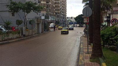 محافظ الإسكندرية يوجه بالمتابعة اللحظية لتبعيات موجة الأمطار