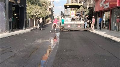 الطرق والنقل بالإسماعيلية تبدأ في فرد طبقة الأسفلت بالتل الكبير (صور)