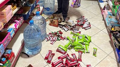 ضبط وإعدام 2 طن أغذية غير صالحة للاستهلاك الآدمى بشرم الشيخ