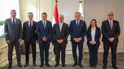 رئيس التمثيل التجاري: جذب العديد من الاستثمارات الدولية في المنطقة الاقتصادية لقناة السويس