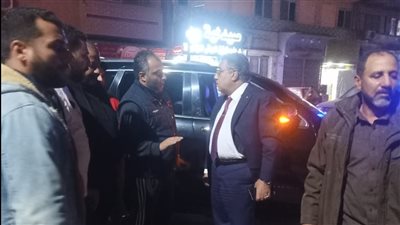 محافظة الدقهلية يتفقد طلخا ليلا للوقوف على مستوى نظافة الشوارع (صور)