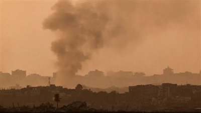 استشهاد 22 فلسطينيا على الأقل بقصف إسرائيلي استهدف منزلا للنازحين في جباليا 