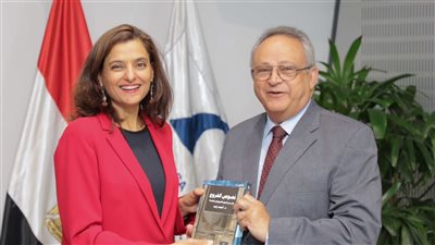 قنصل لبنان الجديد في زيارة لمكتبة الإسكندرية