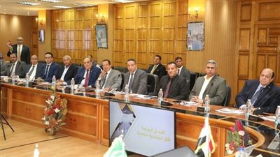  محافظة الشرقية يُشارك في فعاليات النسخة التاسعة من مؤتمر البورصة 