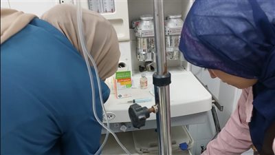 ضبط مركز طبي بدون ترخيص وإنذارات بالغلق لـ120 منشأة طبية بالإسماعيلية (صور) 