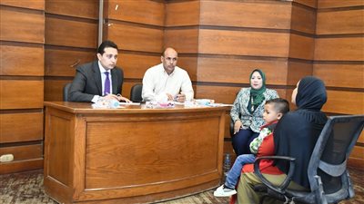 نائب محافظ الفيوم والسكرتير العام المساعد يبحثان 87 شكوى بلقاءات خدمة المواطنين
