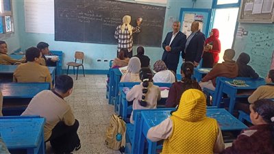 وكيل التعليم بالشرقية يتفقد عددًا من المدارس بالزقازيق 