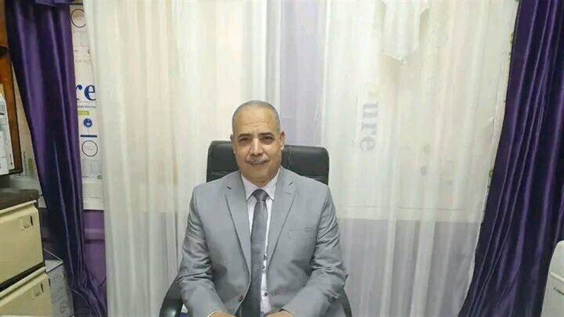 أحمد خليفة مدير الإدارة