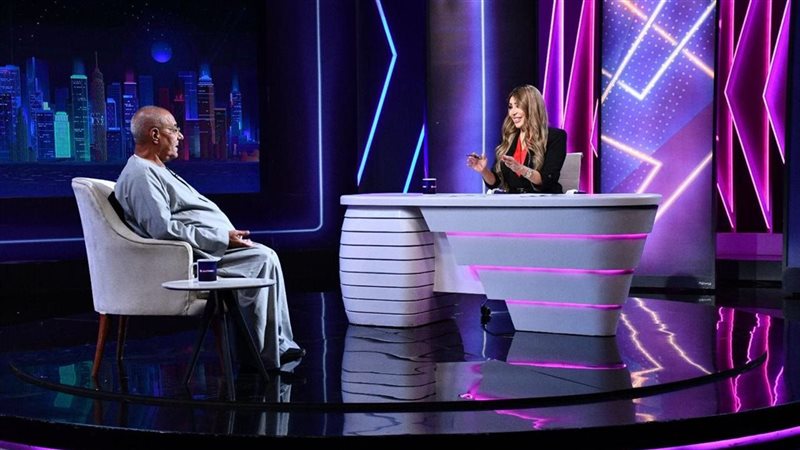 البطل الراحل مع الإعلامية