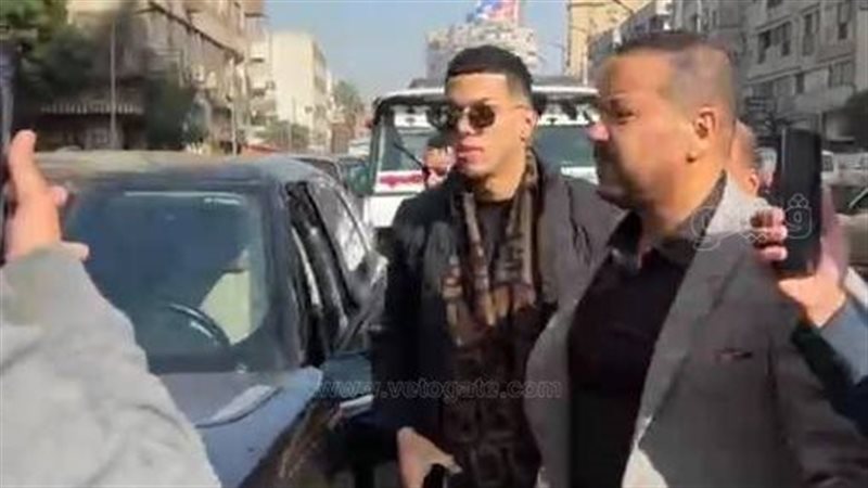 امام عاشور، فيتو