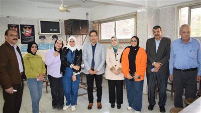 رئيس جامعة بنها: حريصون على التواصل المستمر مع الطلاب