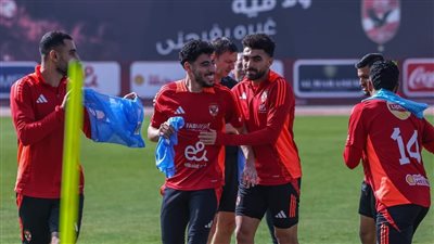 لقطات من مران الأهلي استعدادًا لمواجهة الاتحاد السكندري 