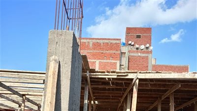 إزالة فورية لشدة سقف بدون ترخيص بنطاق شارع الغشام بالشرقية 