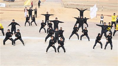 رئيس الوزراء يشهد افتتاح نادي الهجن والفروسية الدولي بالوادي الجديد (صور)