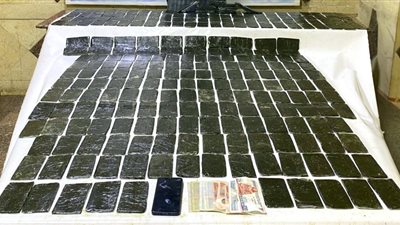 سقوط 4 عناصر إجرامية بحوزتهم حشيش بـ 8 ملايين جنيه 