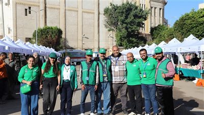 تجارية الإسكندرية تستقبل المواطنين بفقرات فنية بسوق المزارعين لليوم الواحد 