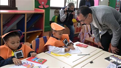 رئيس الوزراء يشهد افتتاح المدرسة الرسمية الدولية IPS بالوادي الجديد (صور) 