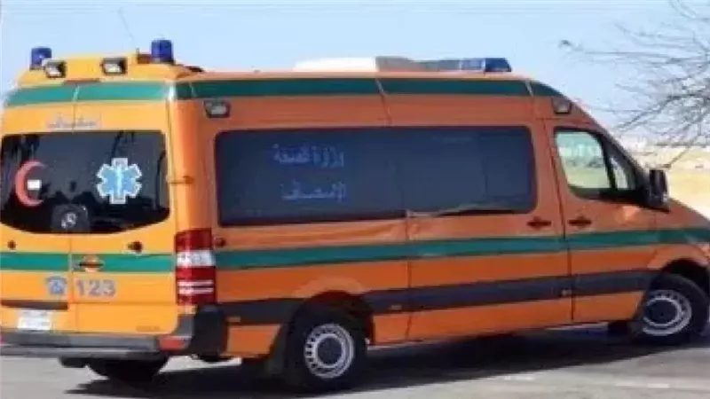 مصرع طفلة سقطت من